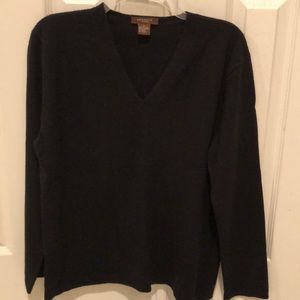 Black cashmere v-neck sweater